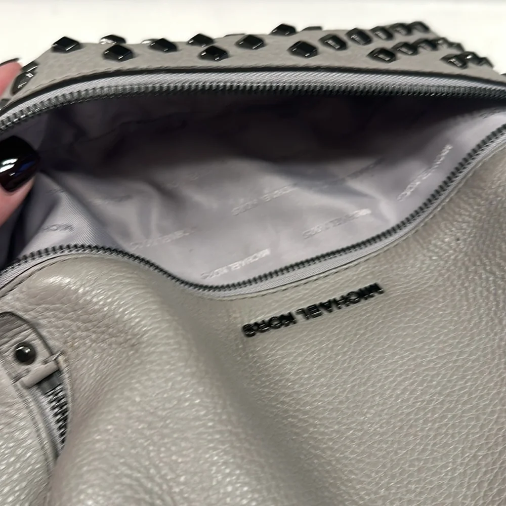 Michael Kors Rhea, elephant gray backpack bag with gunmetal zippers - Picture 8 of 14